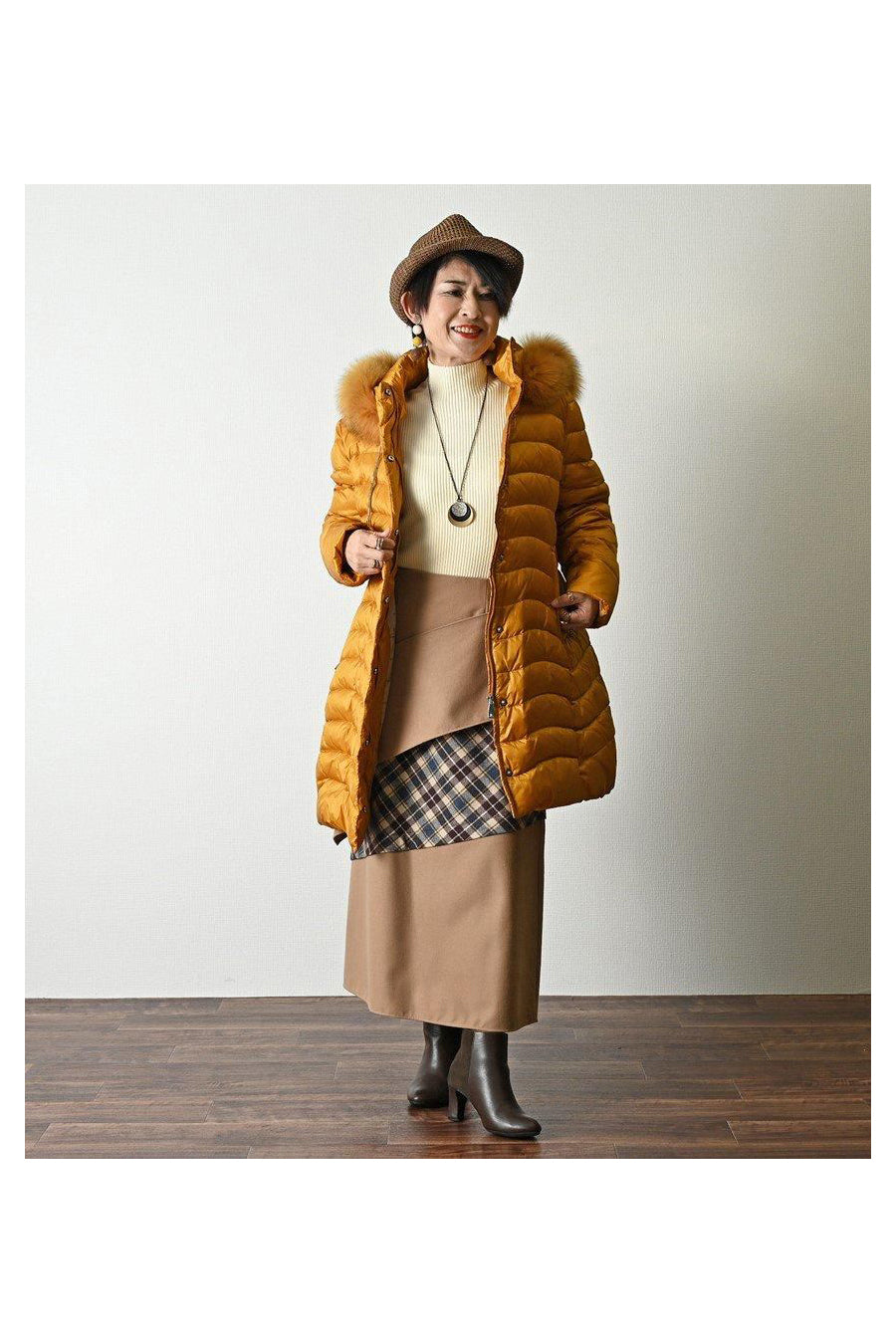 キラキラ ラインストーン&艶消しメタルペンダント