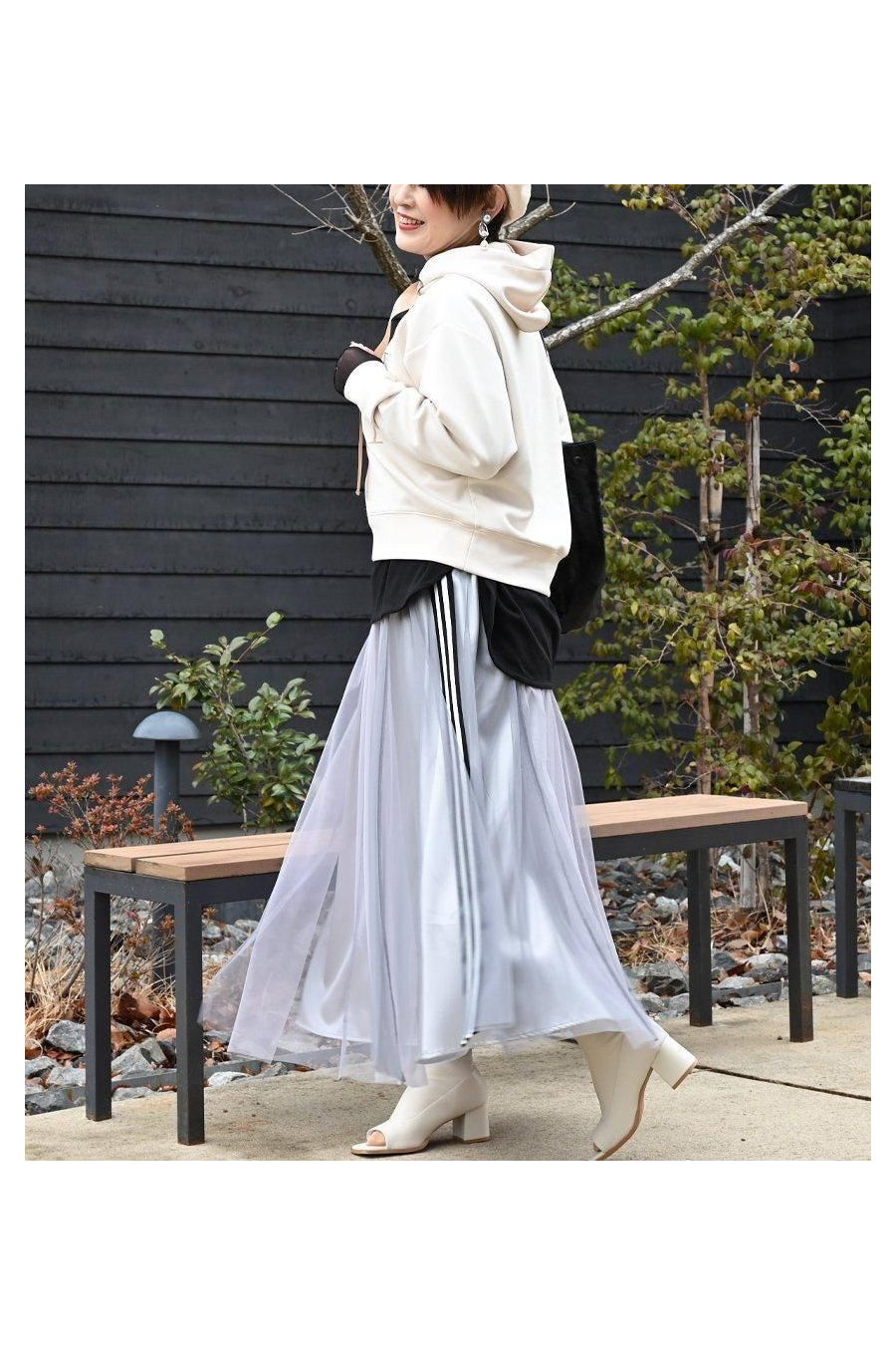 サイドテープシャイニーチュールレイヤードスカート