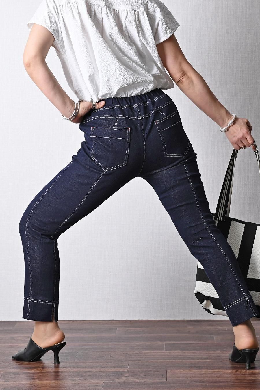 魔法のデニムストレッチパンツ