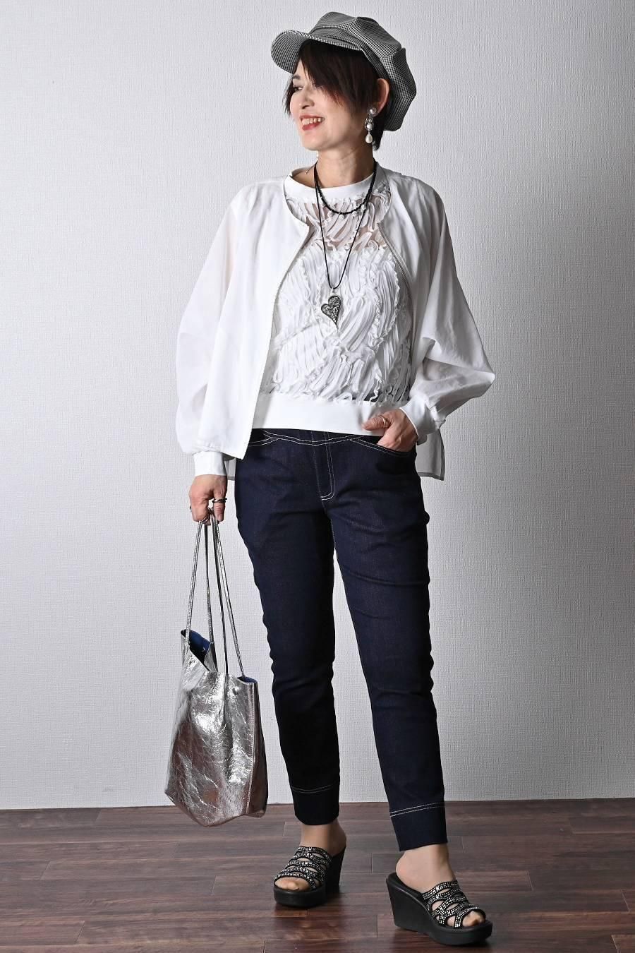 バックフレア ZIPupジャケット+魔法のデニム2点セットコーデ