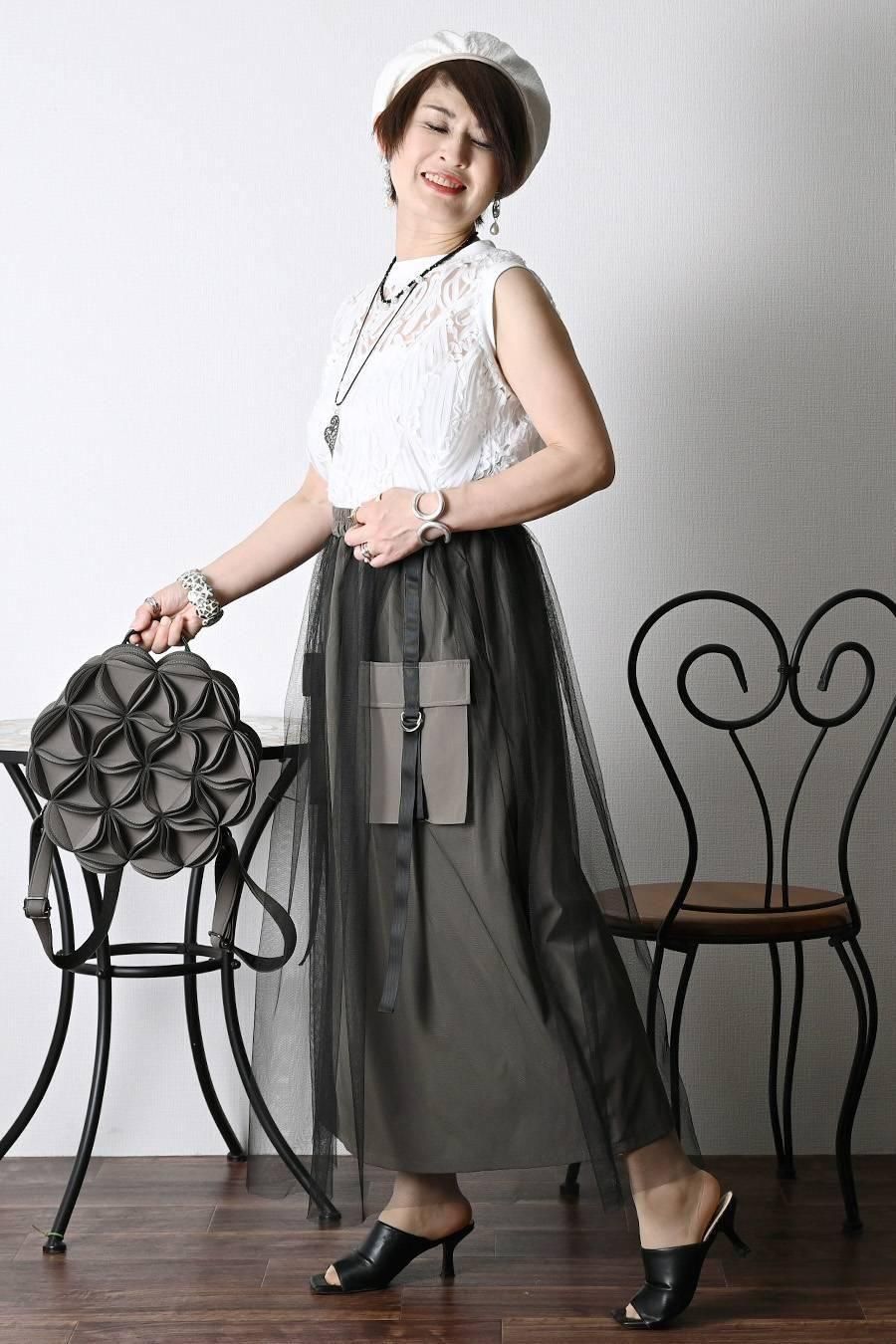 チュールレイヤードビッグポケットスカート