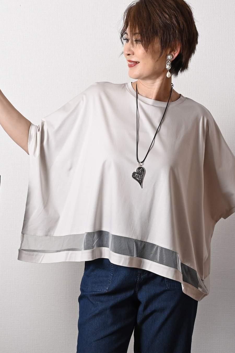 スクエア型チュール切り替えプルオーバー+微光沢8枚接ぎフレアスカート