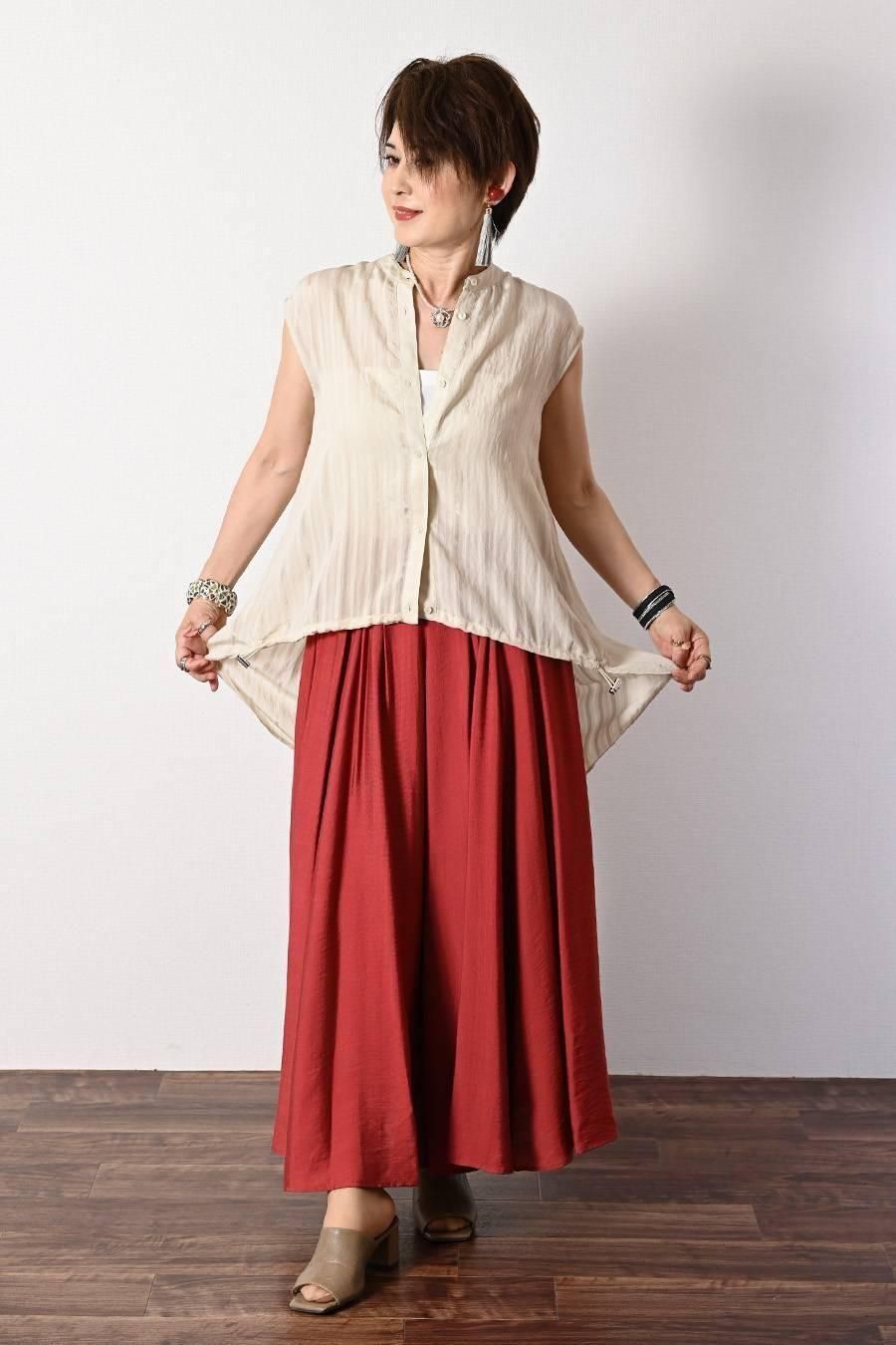 真夏の救世主!シャドーストライプキャップスリーブブラウス