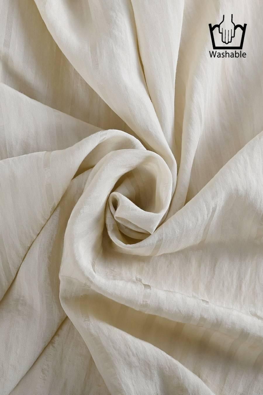 シャドーストライプキャップスリーブブラウス+シャドーストライプワイドパンツ2点セットコーデ