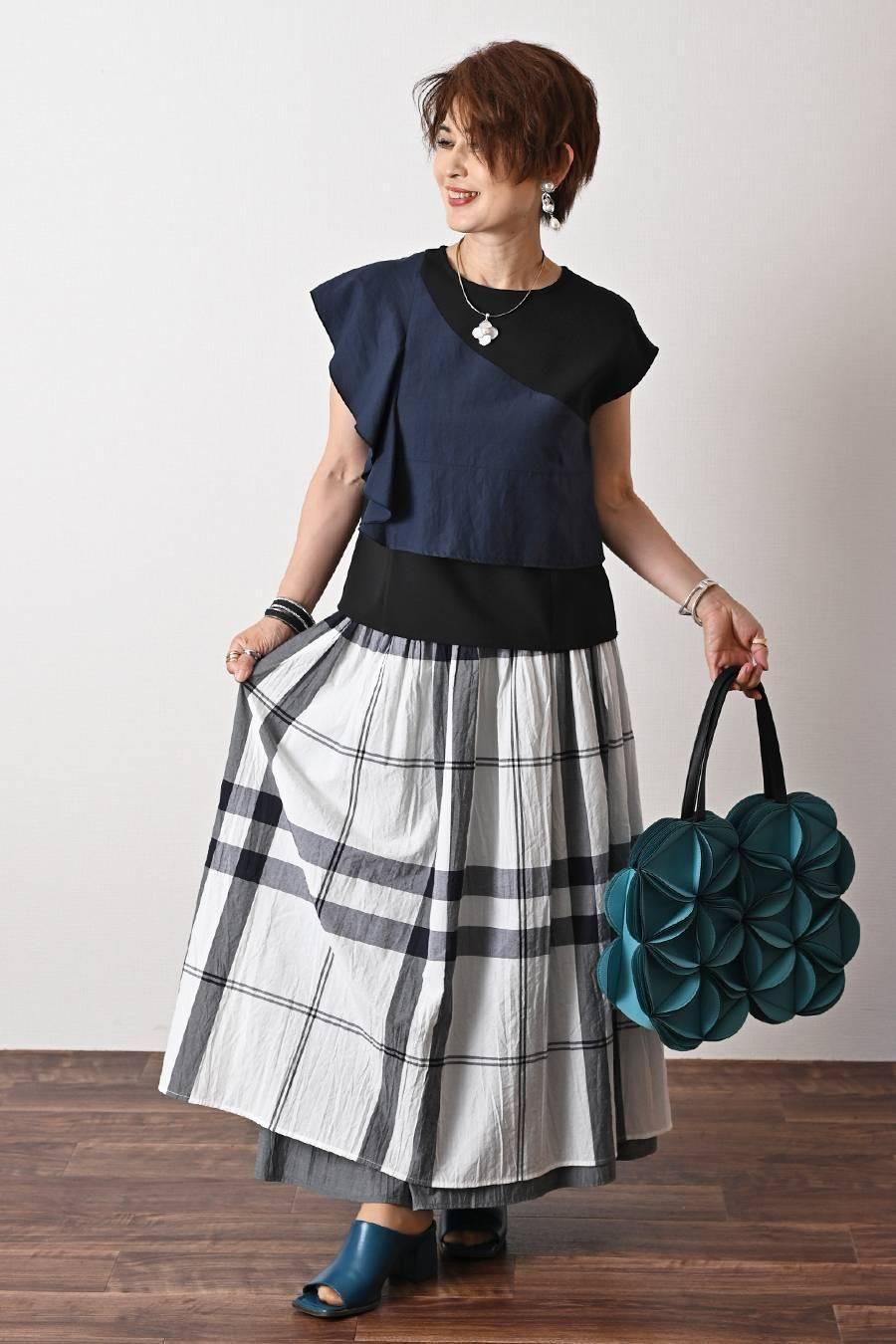 バイカラー&フリル切り替えアシンメトリーデザインブラウス