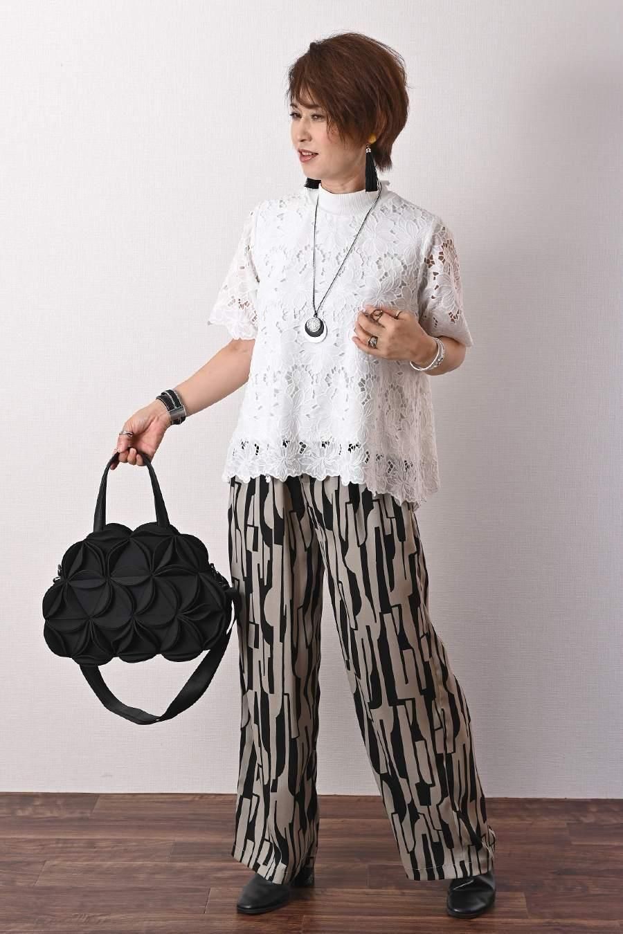 レース ブラウス+サテン風ワイドパンツ2点セット <クーポンでメンバーPriceからMAX10%OFF>