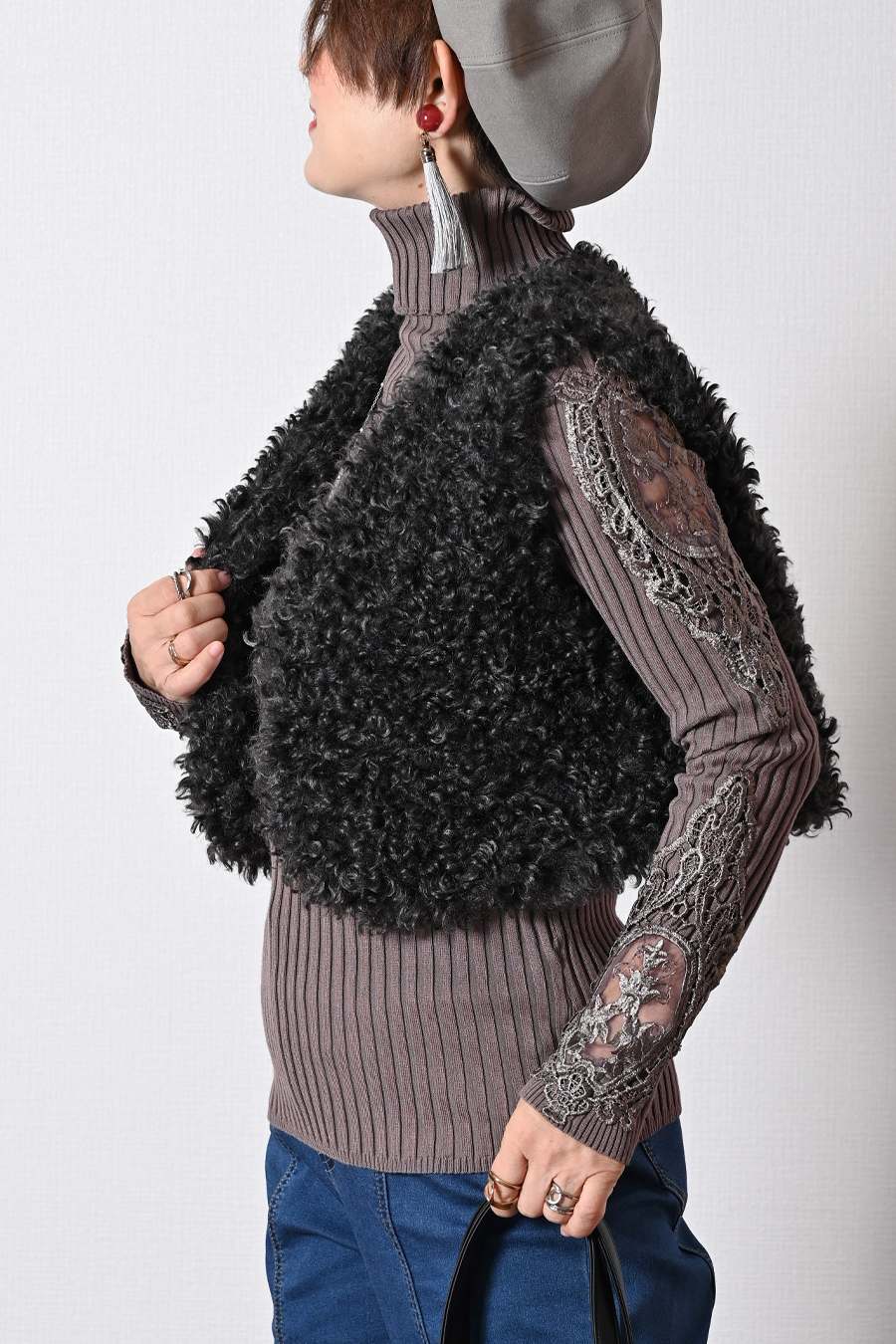 【Special Offer 45%OFF】美ゴージャスレースリブニットソー+プードルファーショートベスト2点セットコーデ