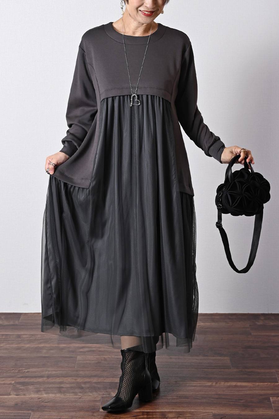 ゆったり柔らかふわり!ソフトポンチ×チュールワンピース