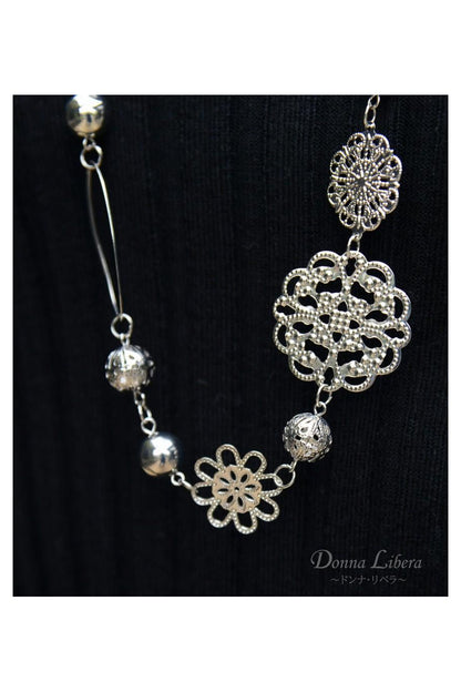 軽量フラワーロングネックレス