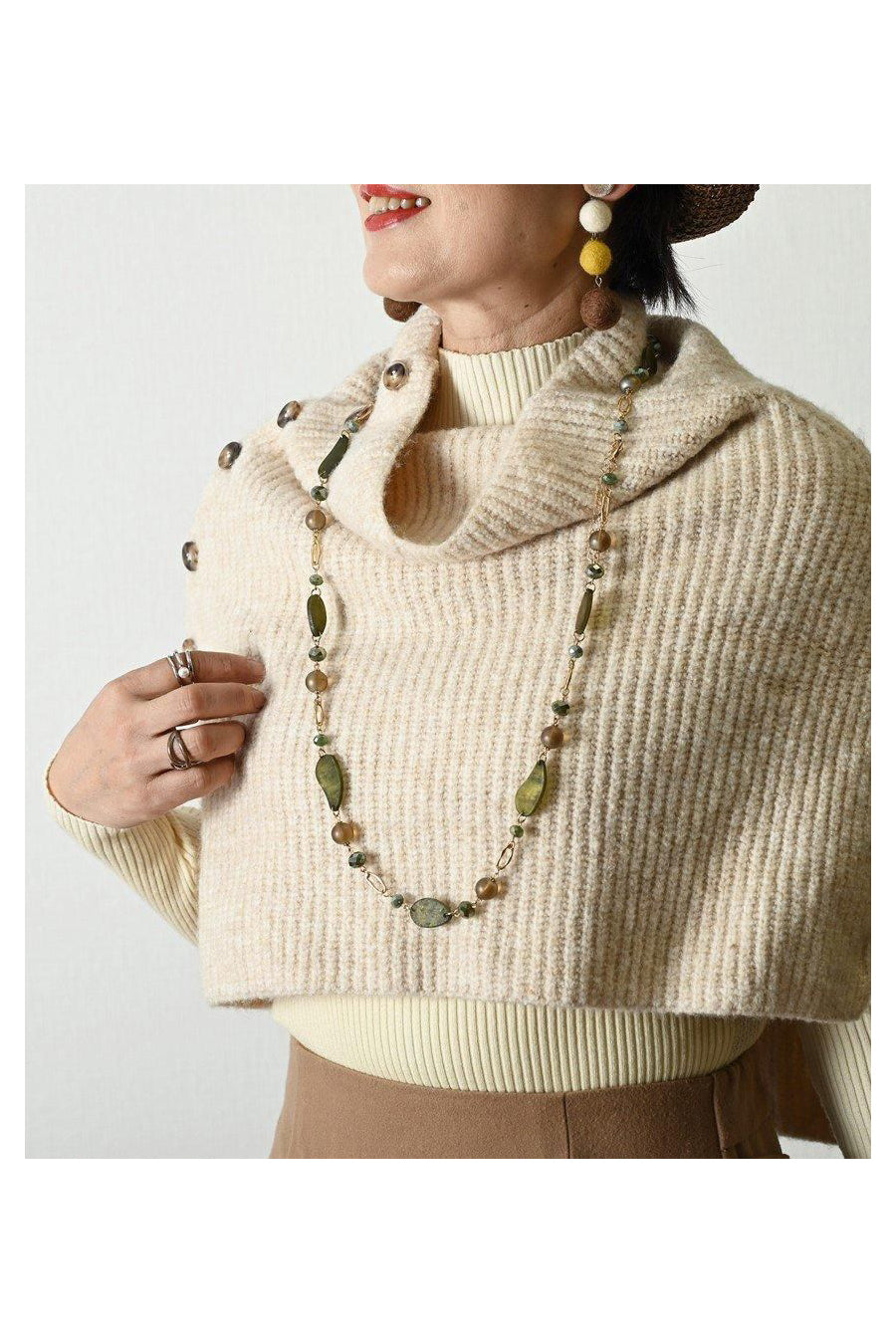 樹脂 アシンメトリー マットゴールドロングネックレス