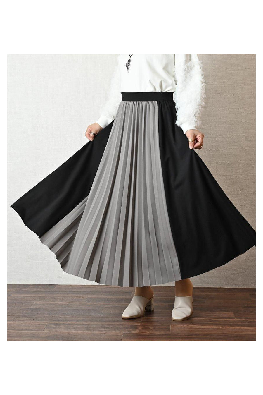 細見えと脚長効果！バイカラープリーツ 切り替えスカート