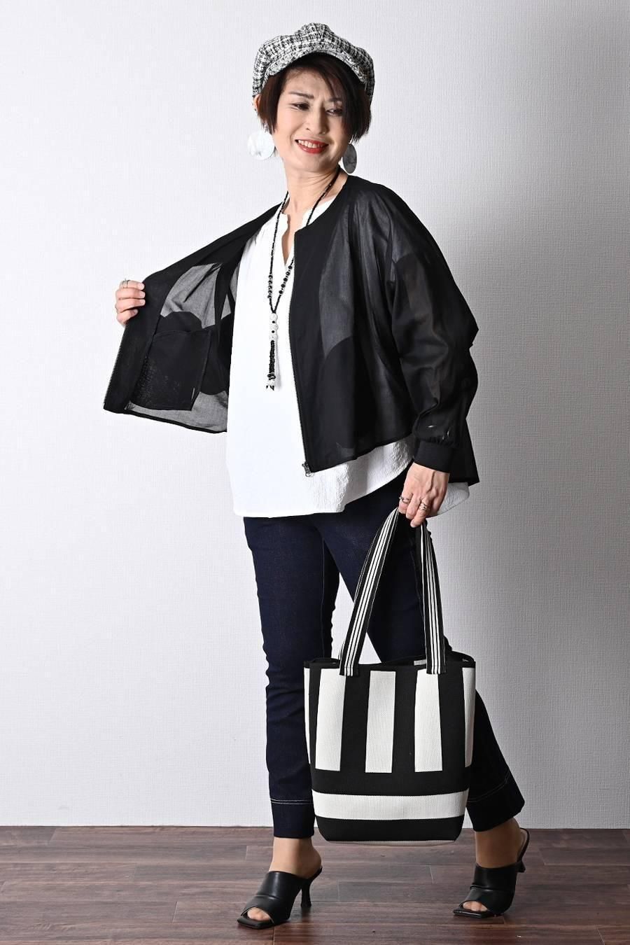 バックフレア ZIPupジャケット＋魔法のデニム2点セットコーデ