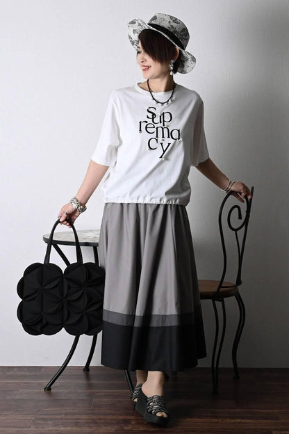 フロッキープリント＆パール 格上カットソー＋トリコロールフレアスカート2点セットコーデ