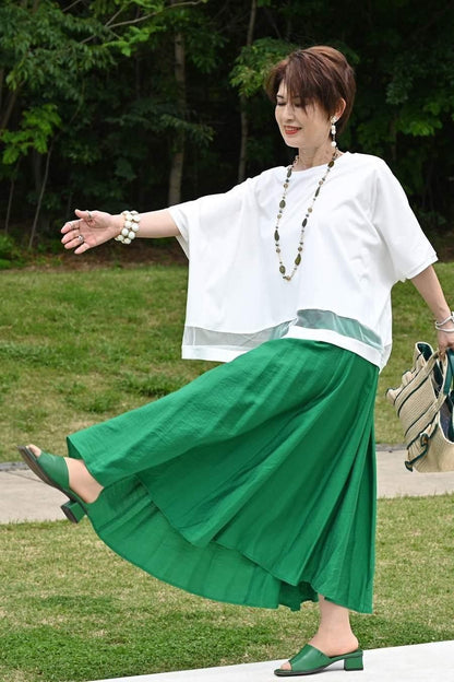 スクエア型チュール切り替えプルオーバー+微光沢8枚接ぎフレアスカート