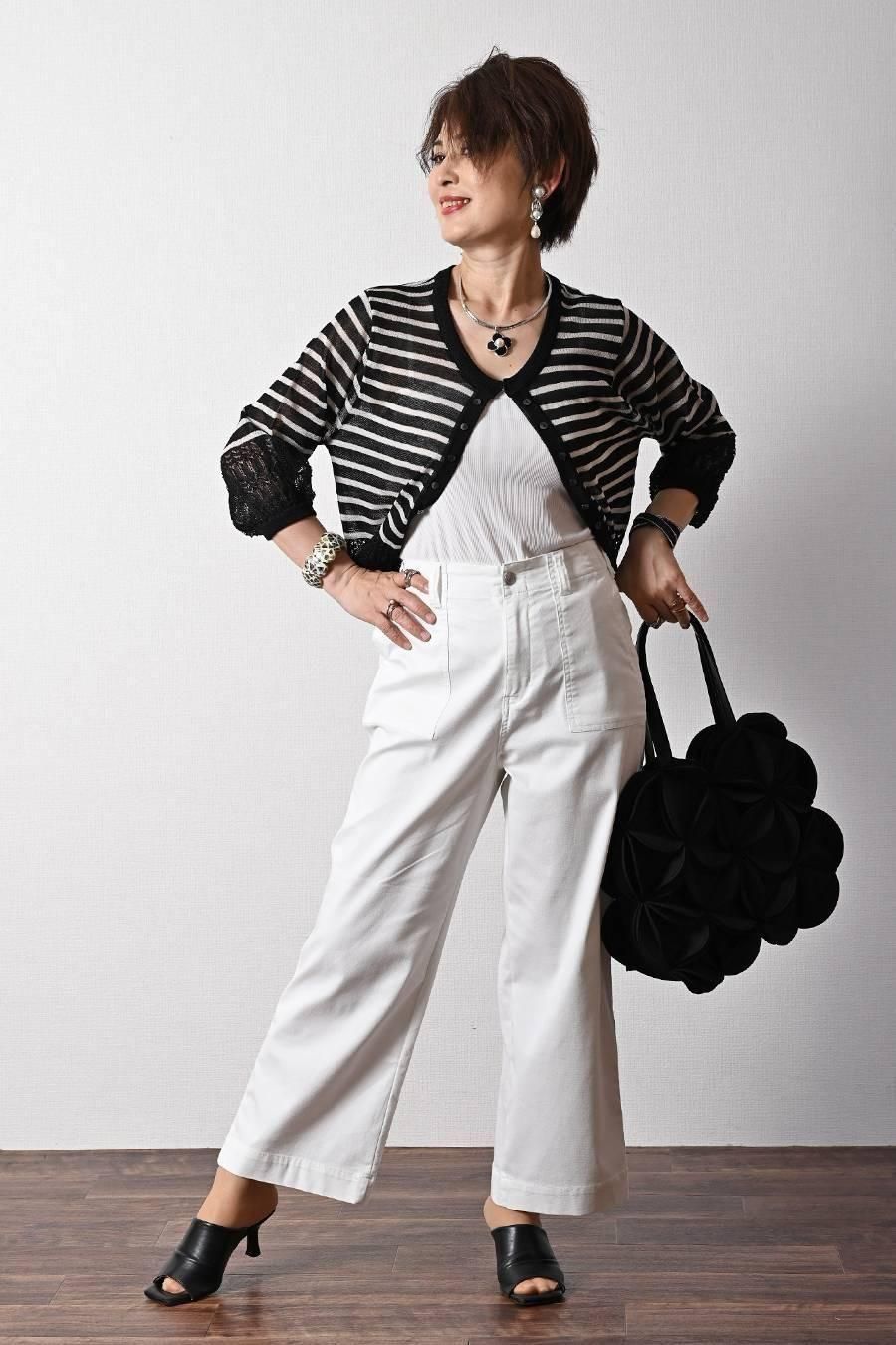 バイカラーアシメトリープルオーバー+ベイカー風ストレッチワイドパンツ2点セットコーデ