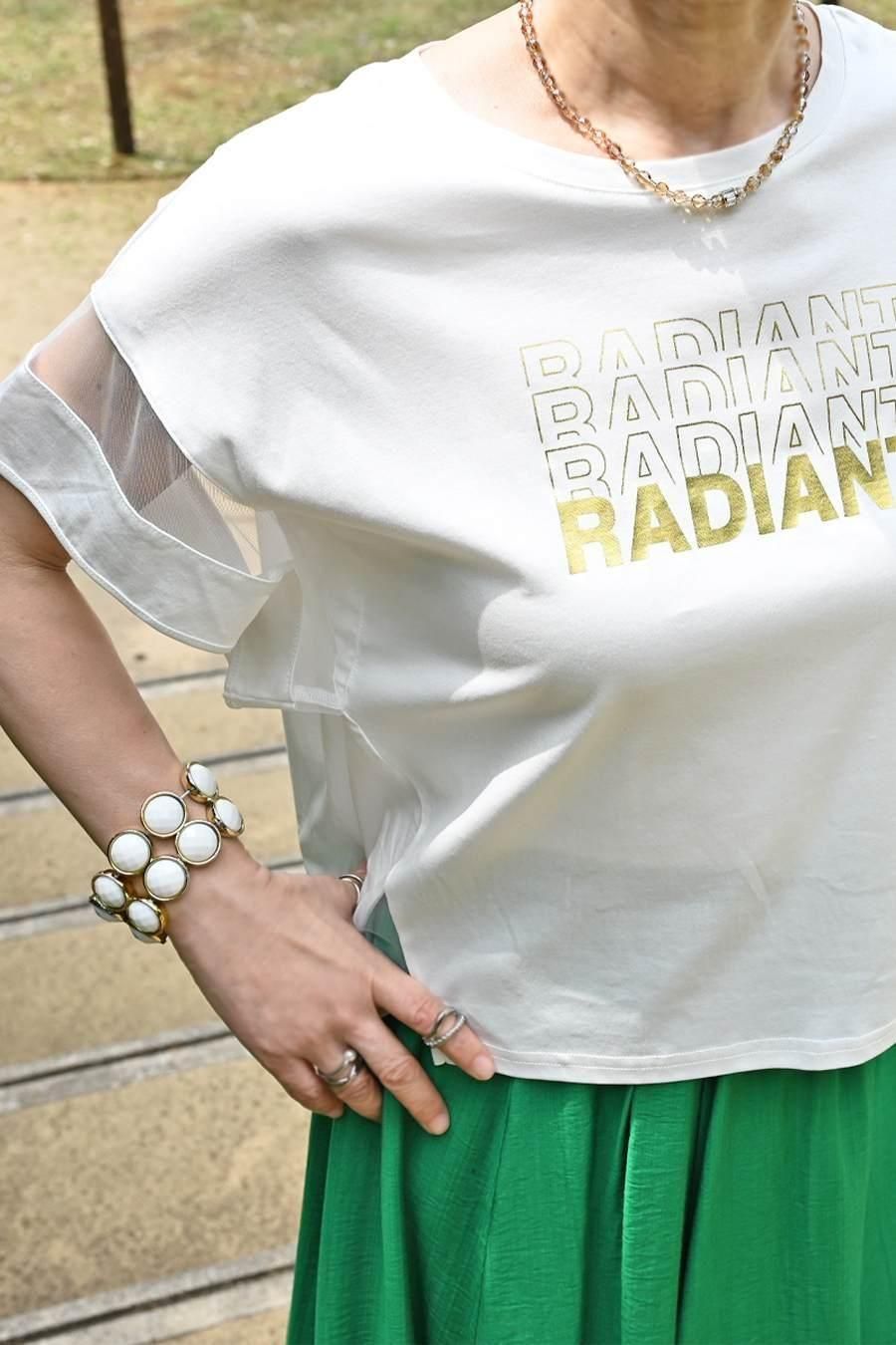 大人の理想の肌見せが叶う！箔プリント＆チュール切り替えカットソー