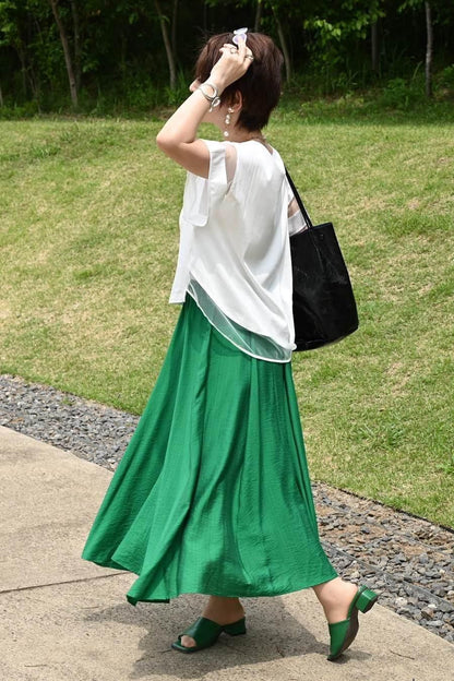 大人の理想の肌見せが叶う！箔プリント＆チュール切り替えカットソー