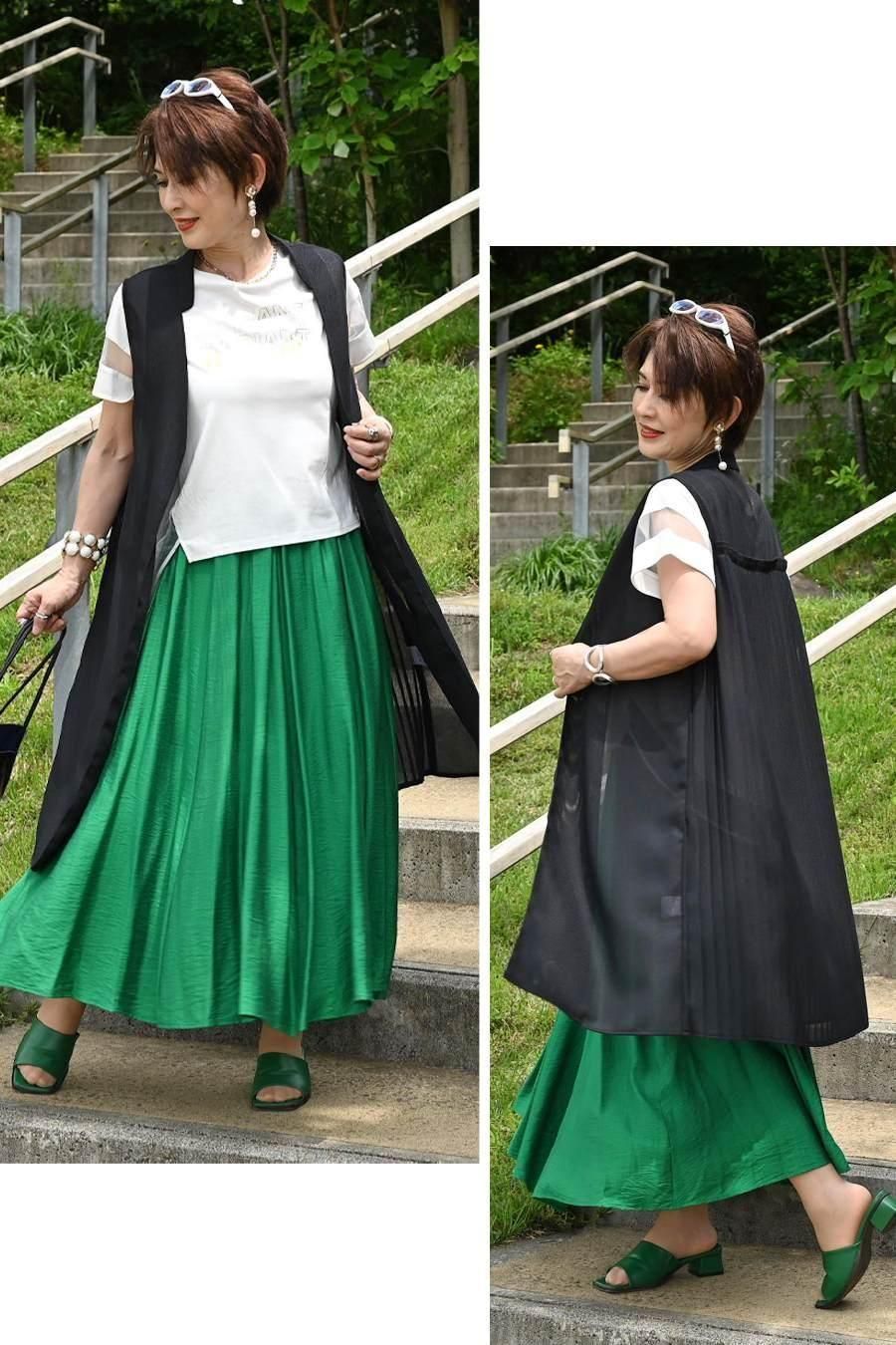 大人の理想の肌見せが叶う！箔プリント＆チュール切り替えカットソー