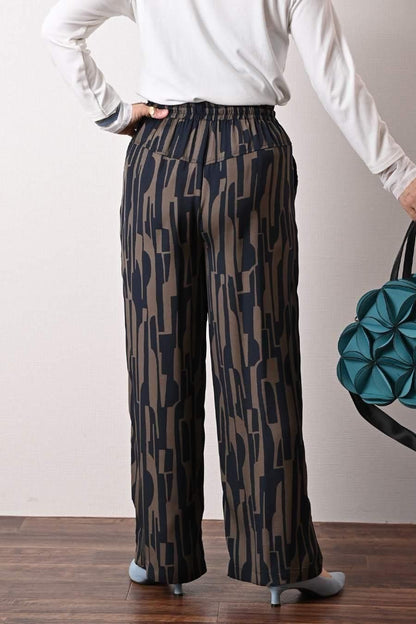 レース ブラウス＋サテン風ワイドパンツ2点セット　＜クーポンでメンバーPriceからMAX10%OFF＞