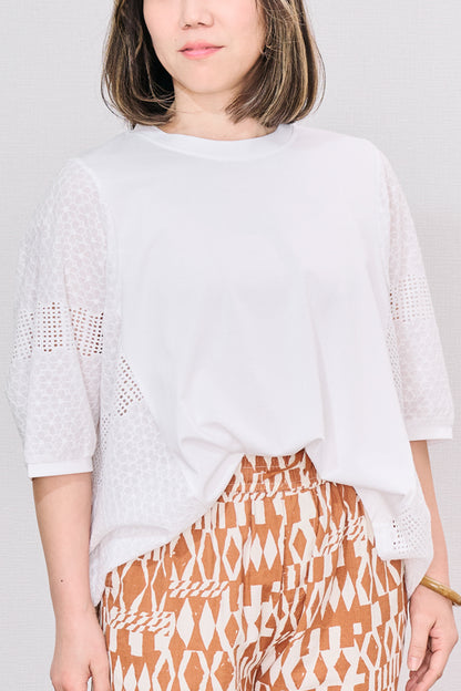 【大人の透け感】パネル刺繍レース 切替ドルマンカットソー