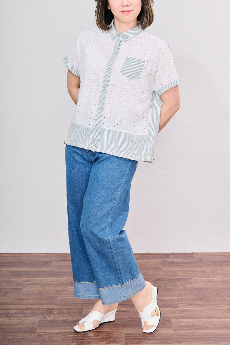 【大人の遊び心】刺繍レース×ストライプ切替 ドロストヘム・ハーフスリーブシャツ