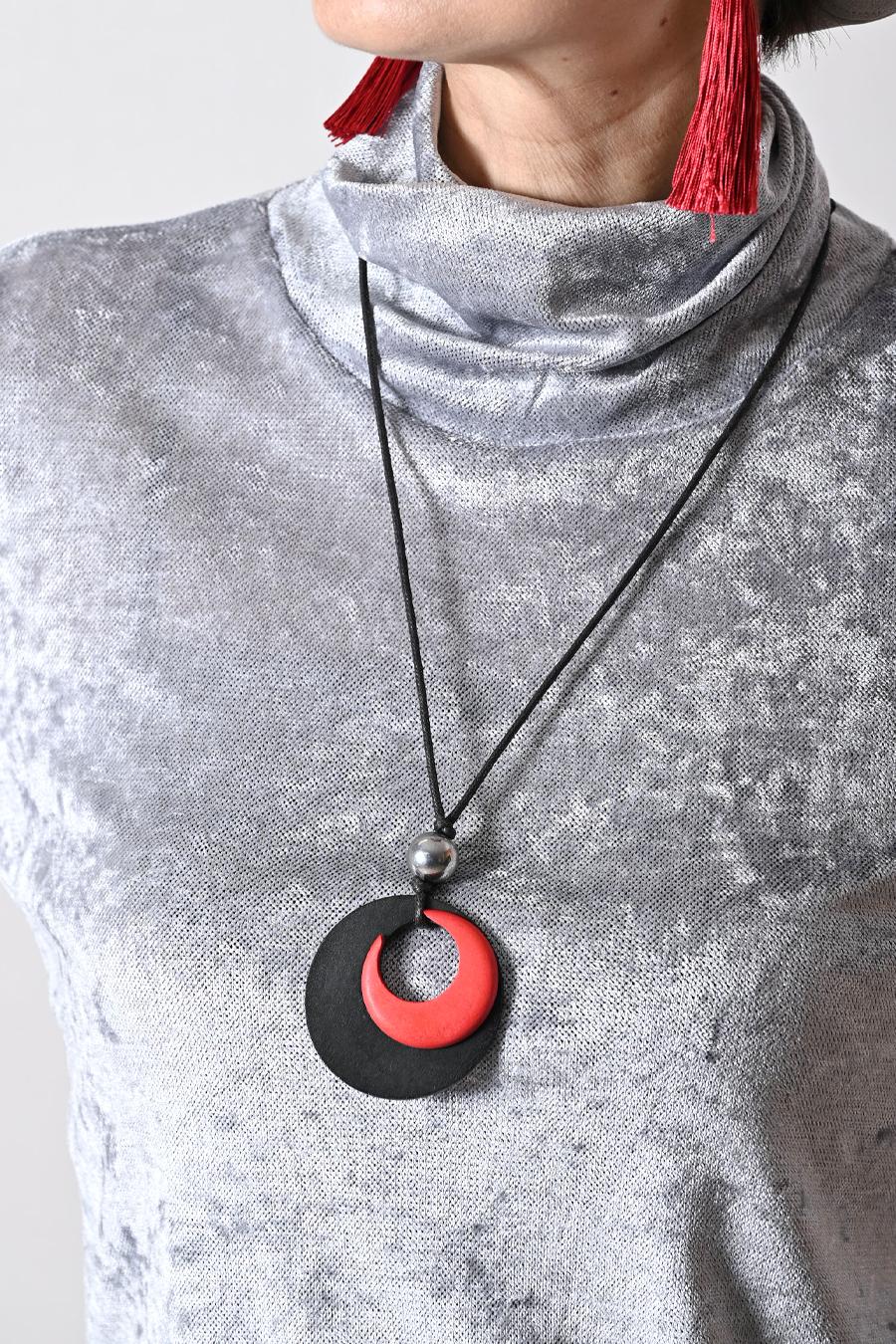 ムーンネックレス