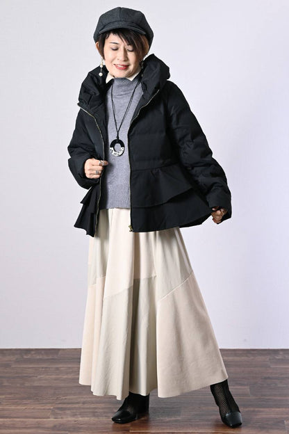 まさに大人女性の為のアウター！ペプラム切り替えダウンジャケット