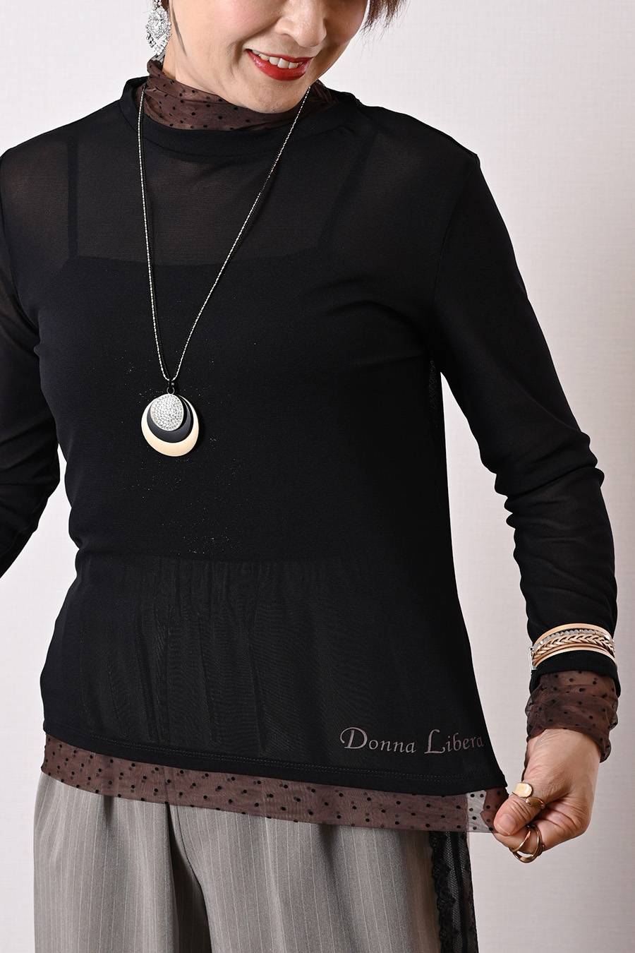 Donna Libera オリジナル！フロッキードットチュール 配色ハイネックカットソー