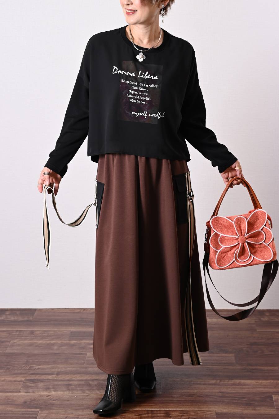 【リニューアルキャンペーン45%OFF】 レイヤード ロゴプリントカットソー＋裾レースロングスカートorストライプベルトロングスカート２点セットコーデ（スカートは２種類から選べます）