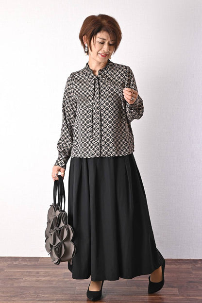 軽量タック＆ギャザー フレアスカート