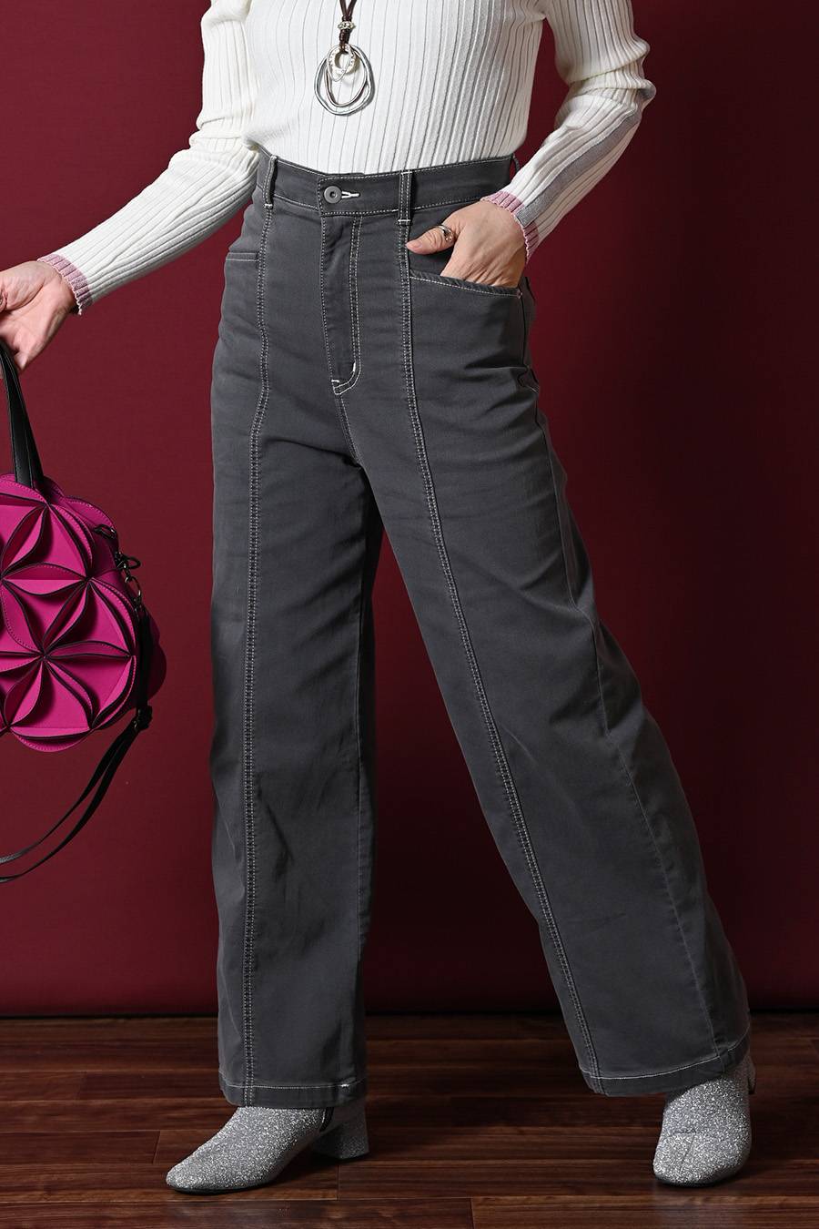 深履き脚長効果抜群！超ストレッチ ソフトデニム