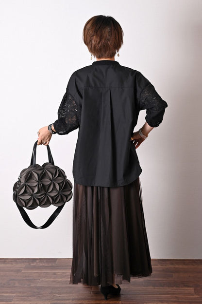 エンブロイダリーレーススリーブブラウス