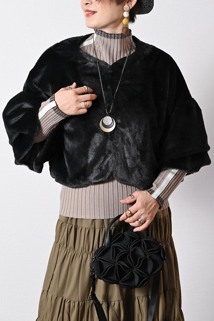 まるでミンクのうっとり風合い！エコファーフリル袖ボレロ丈ジャケット