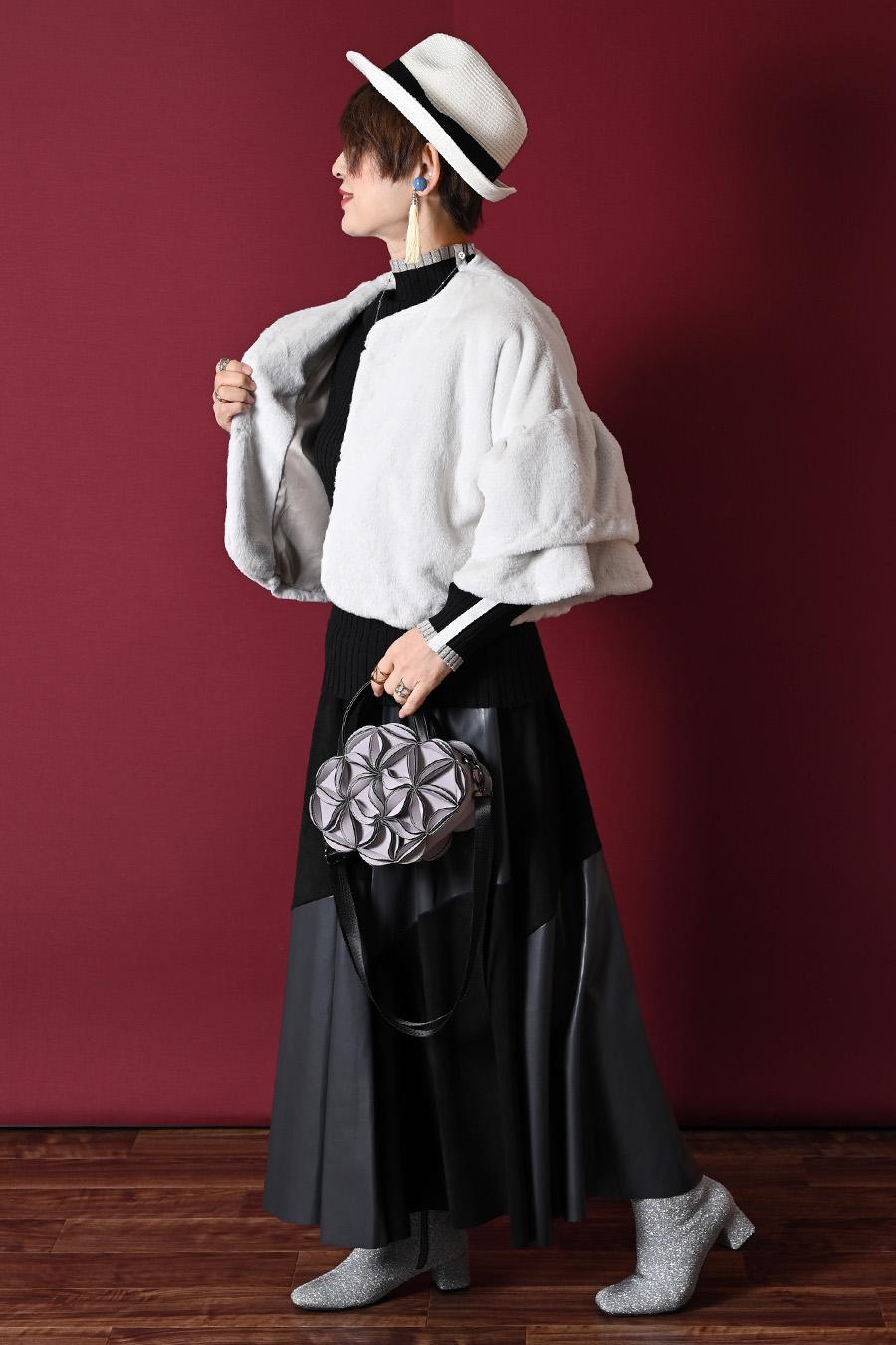 まるでミンクのうっとり風合い！エコファーフリル袖ボレロ丈ジャケット