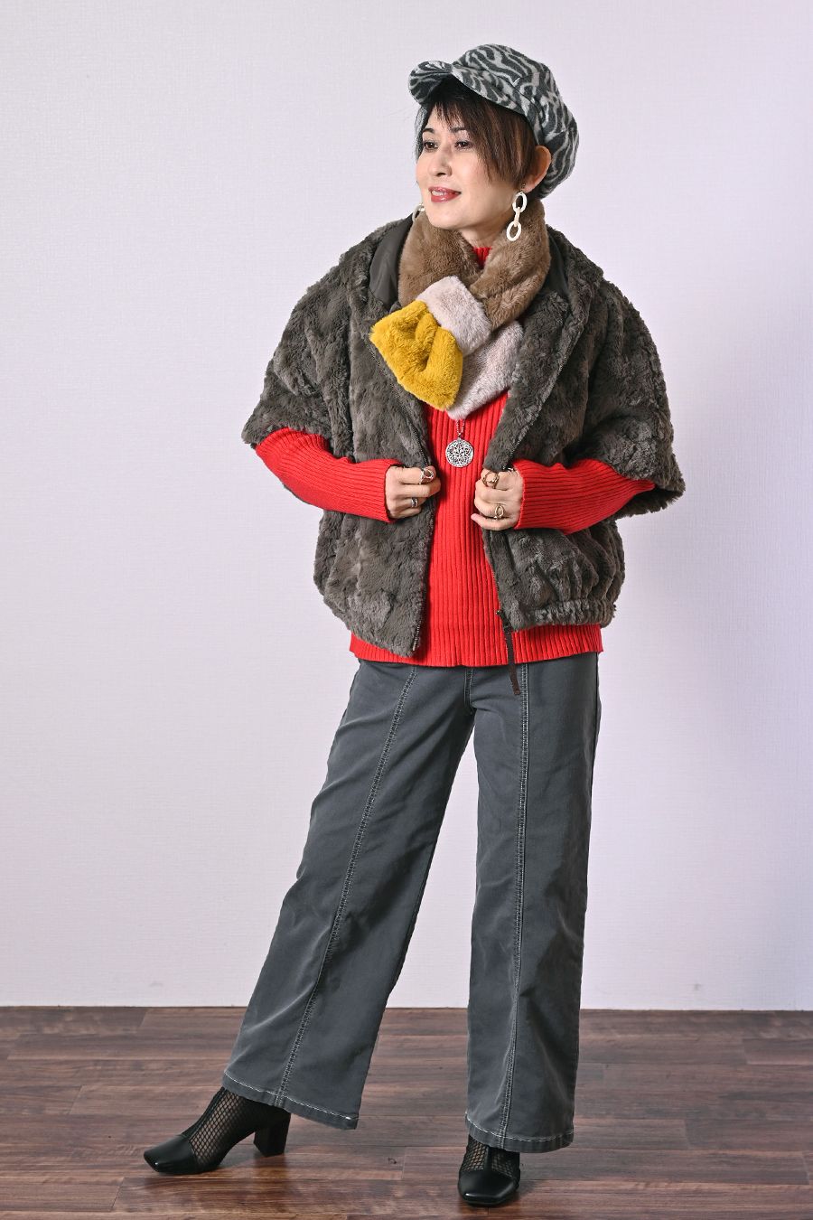 スーパーソフトエコファーネックウォーマー