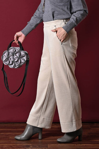 ふんわり 爆暖ストレッチコーデュロイパンツ