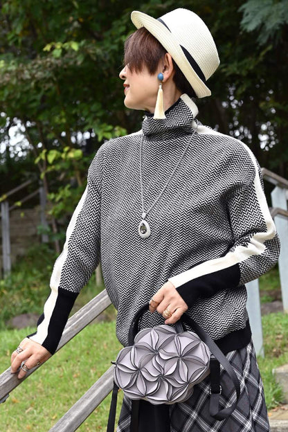 体型拾わない華やかニット！ヘリンボーン配色ニット
