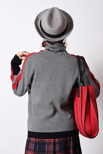 体型拾わない華やかニット！ヘリンボーン配色ニット