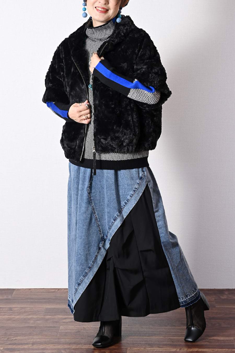 体型拾わない華やかニット！ヘリンボーン配色ニット