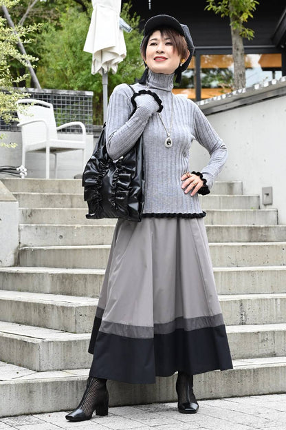 柔らかワイドリブ 裾フリル配色ニット
