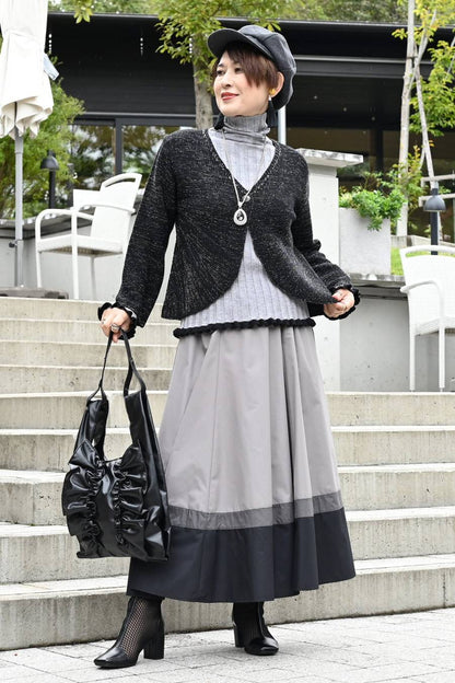 柔らかワイドリブ 裾フリル配色ニット