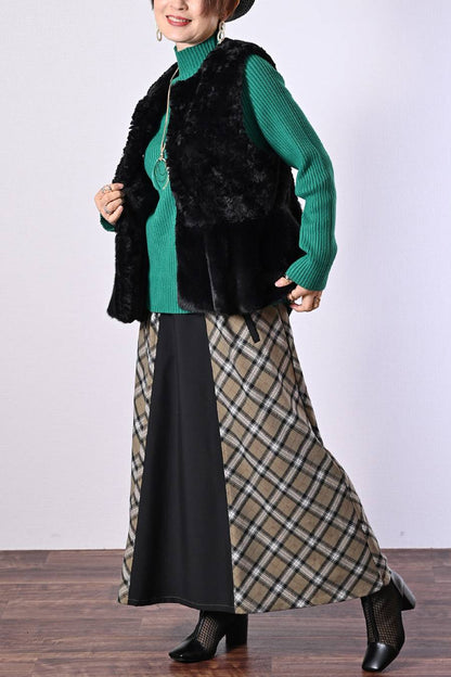 定番のメガヒットロングラン！バックスリットリブニット