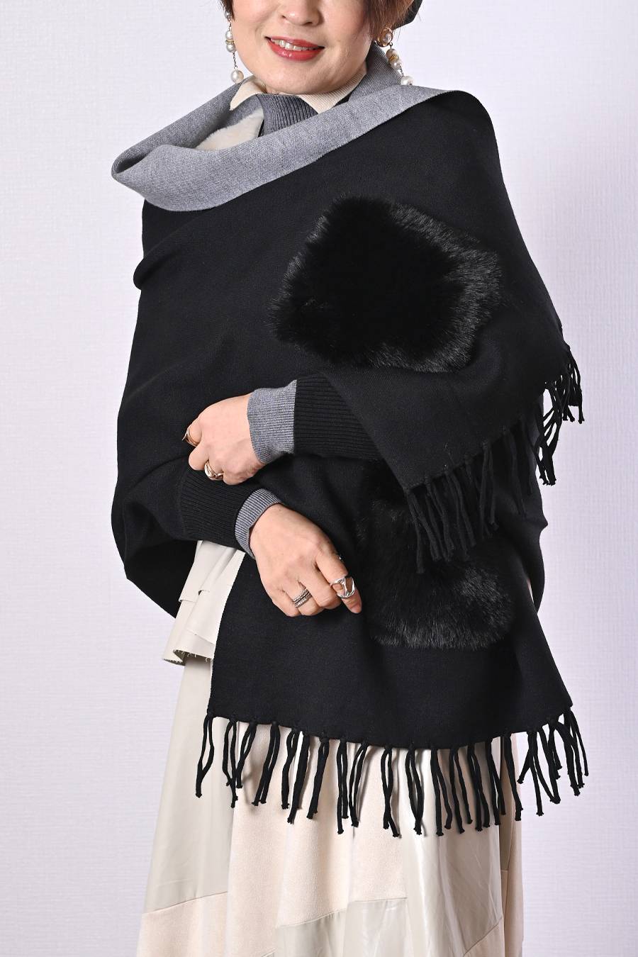 エコファー袖付きストールポンチョ