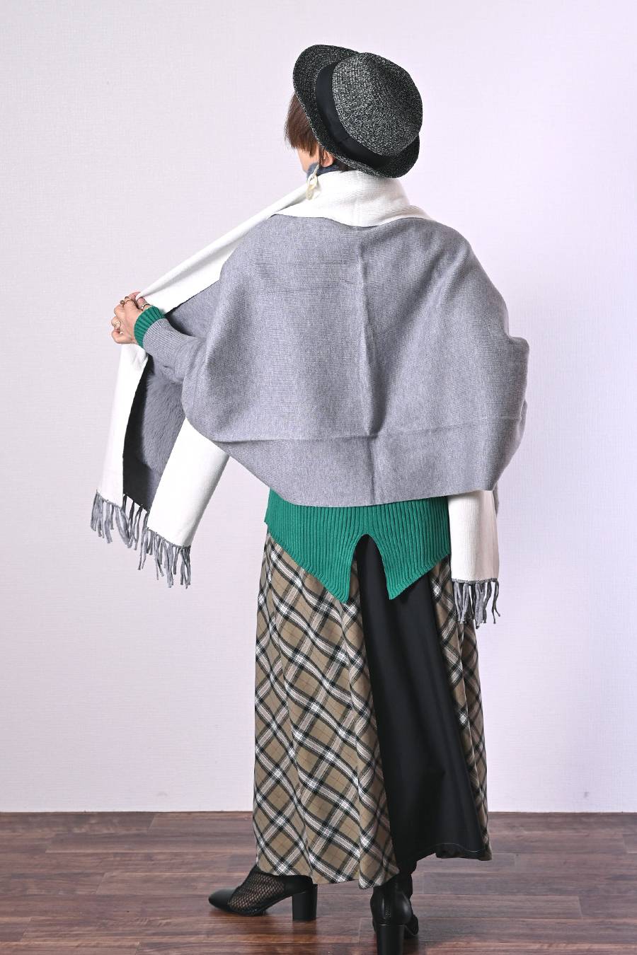 エコファー袖付きストールポンチョ