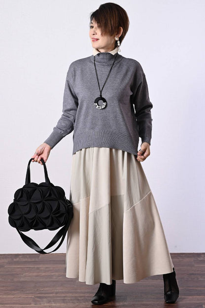 一枚で重ね着フェイク！バイカラー衿付き風ニット