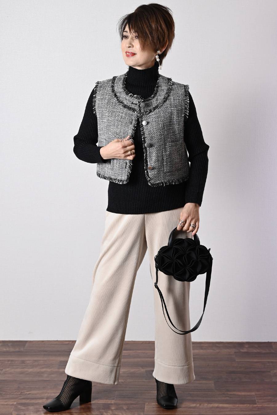 ラメ入りリブニット