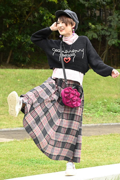 着こなしのスパイスに！ベリーショート丈ニット