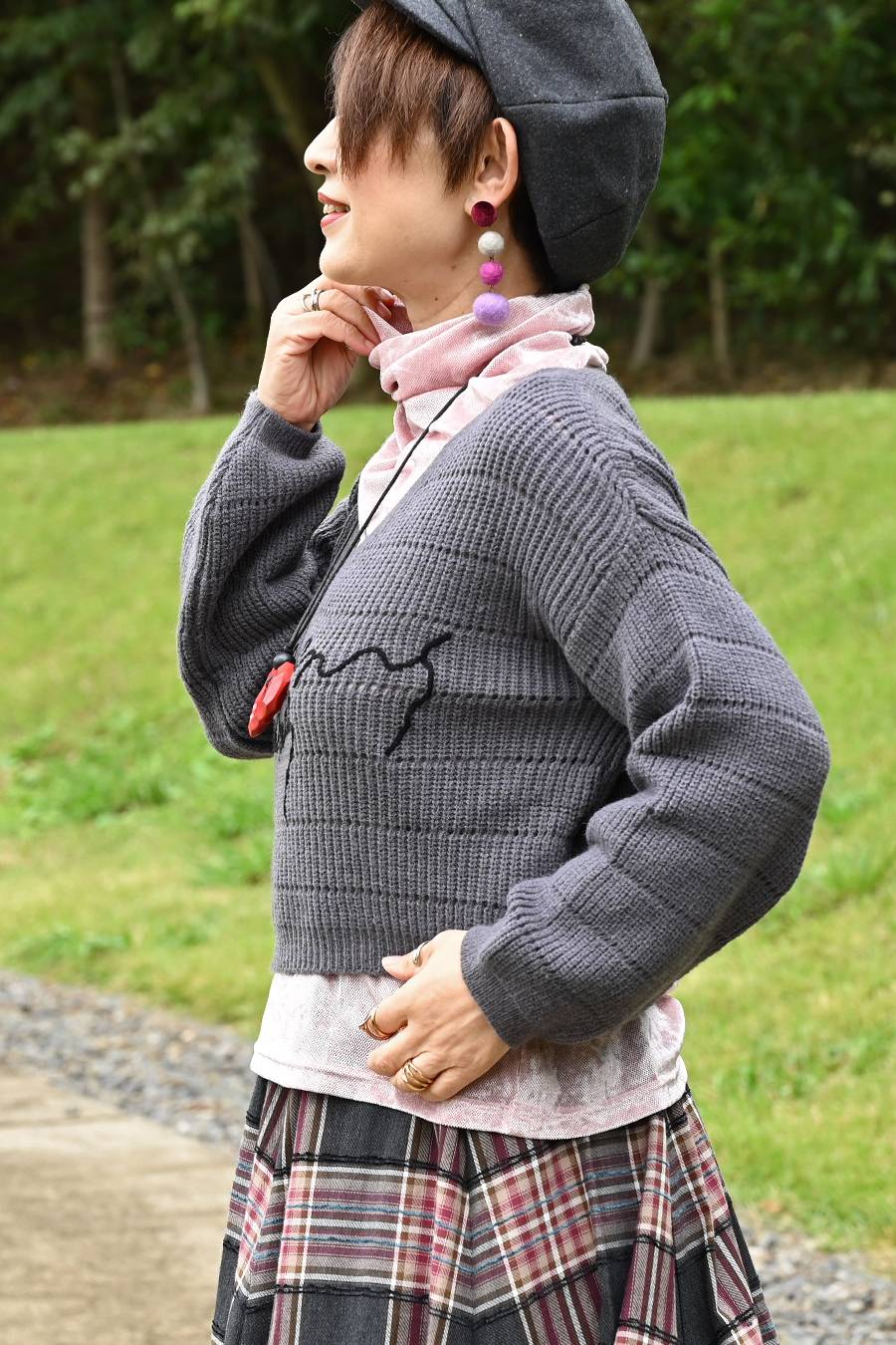 着こなしのスパイスに！ベリーショート丈ニット