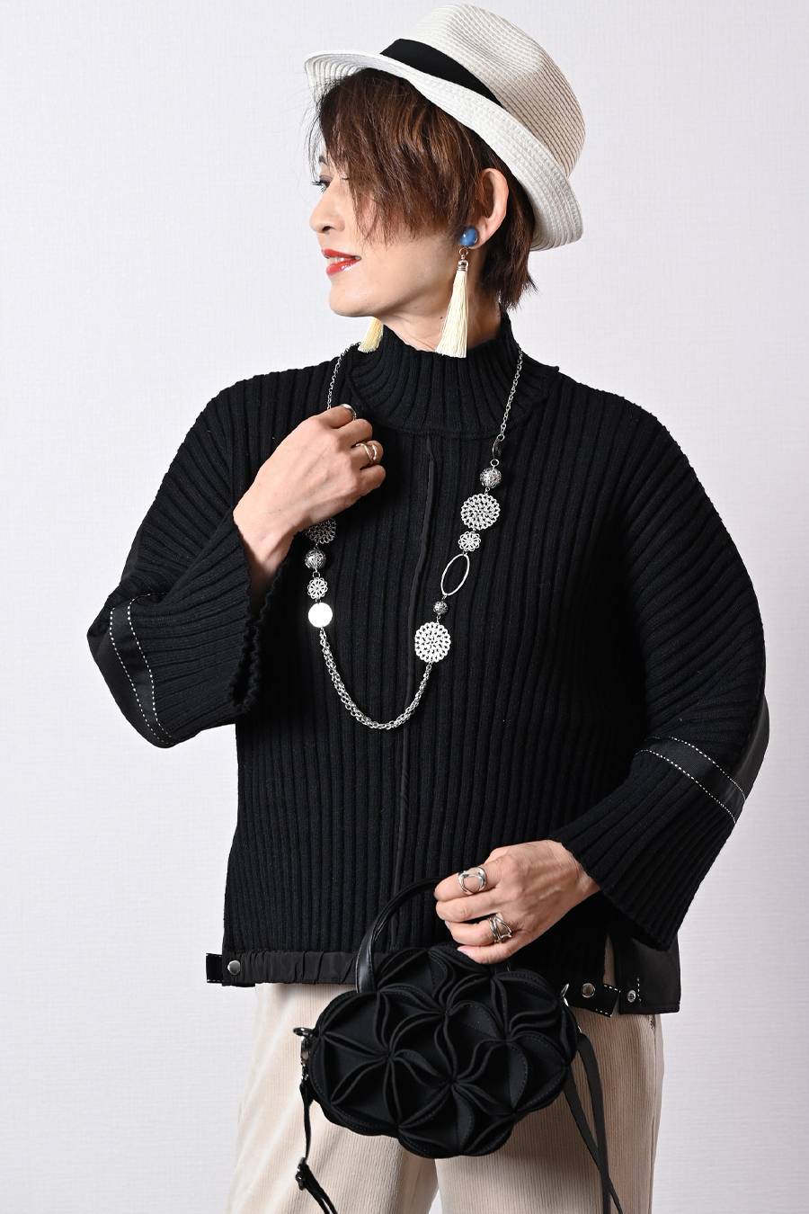 ニット×ポンチコンビ暖かプルオーバー