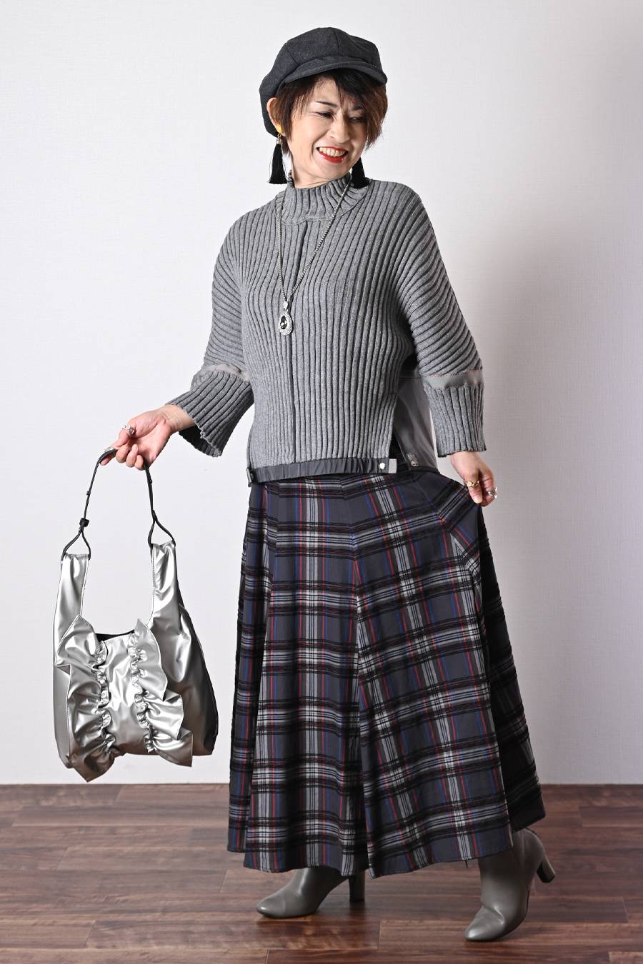 ニット×ポンチコンビ暖かプルオーバー